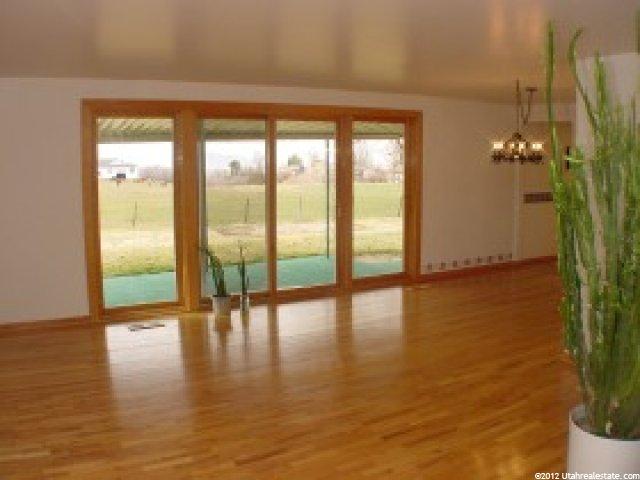 863 Thornfield Rd, Kaysville, UT 84037 — photo 2