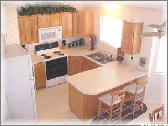 1662 N 2140 W, Clinton, UT 84015 — photo 2