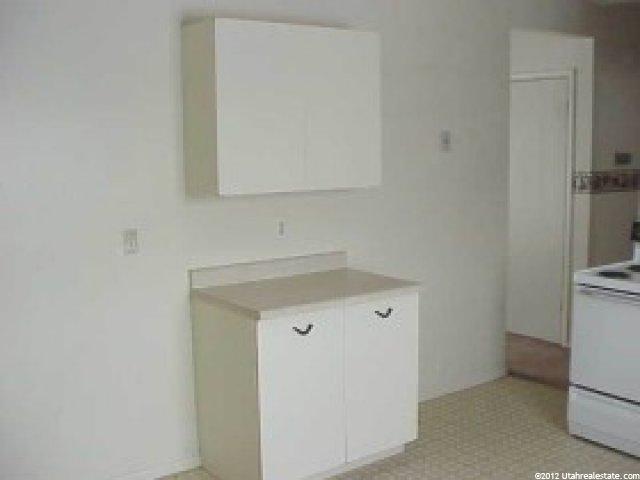 658 Ann St, Clearfield, UT 84015 — photo 4