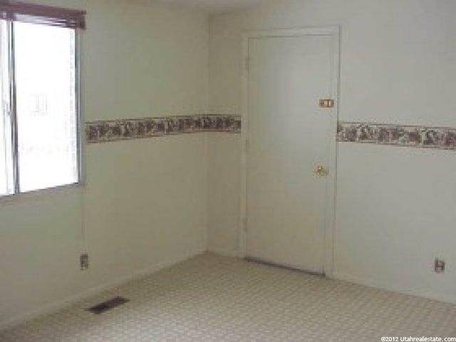 658 Ann St, Clearfield, UT 84015 — photo 5