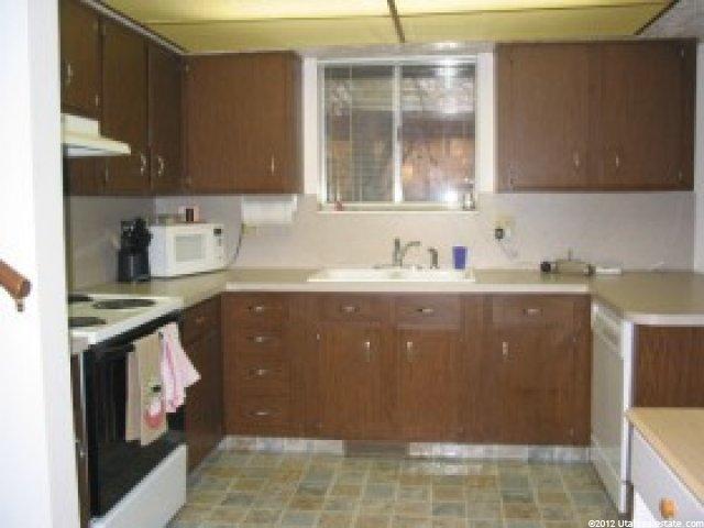 6076 S 2475 W, Roy, UT 84067 — photo 3