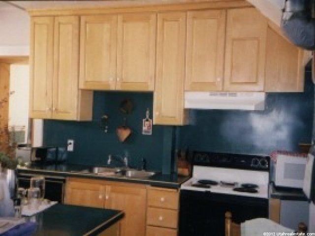 415 S 100 E, Spring City, UT 84662 — photo 2