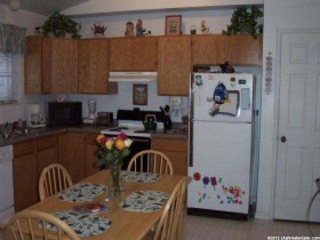 954 N Gramercy Ave, Ogden, UT 84404 — photo 2