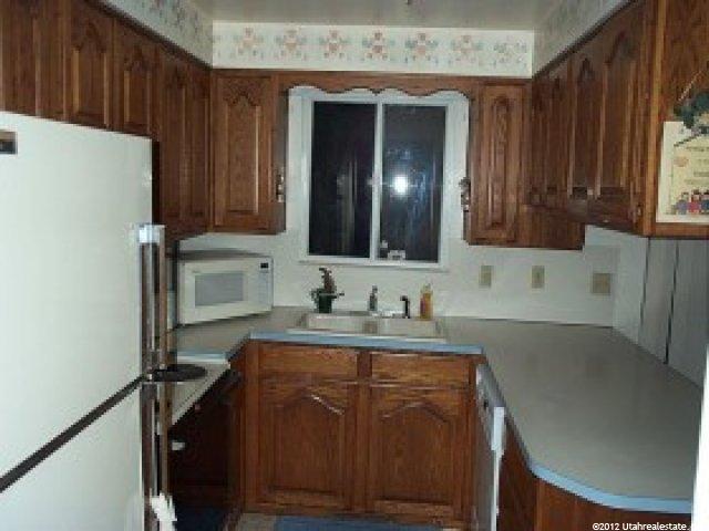 627 Colonial St, Layton, UT 84041 — photo 3