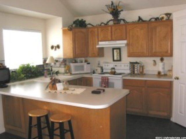 1338 S Stonebridge Dr, Layton, UT 84041 — photo 3