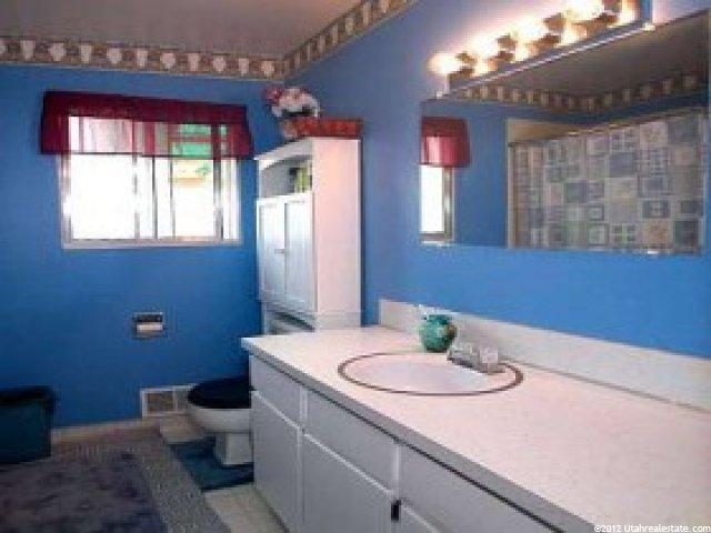 750 Canyon View Dr, Hyrum, UT 84319 — photo 7