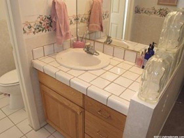 9239 Lexann Cir, Sandy, UT 84093 — photo 6