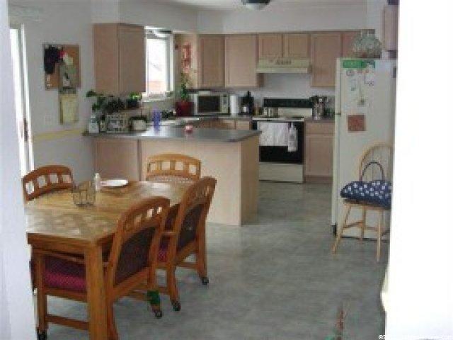 749 E 8125 S, Sandy, UT 84094 — photo 2