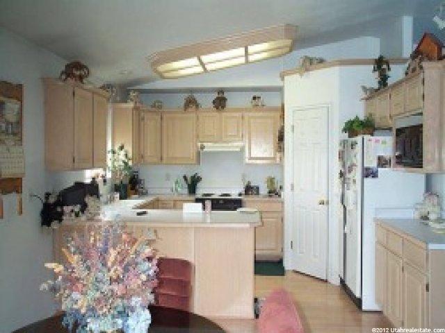 970 Canterbury Dr, Logan, UT 84321 — photo 3