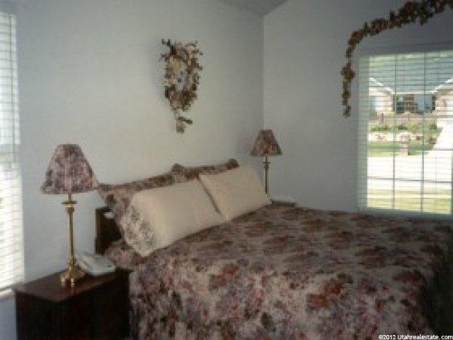 107 W 4300 N, Pleasant View, UT 84414 — photo 6