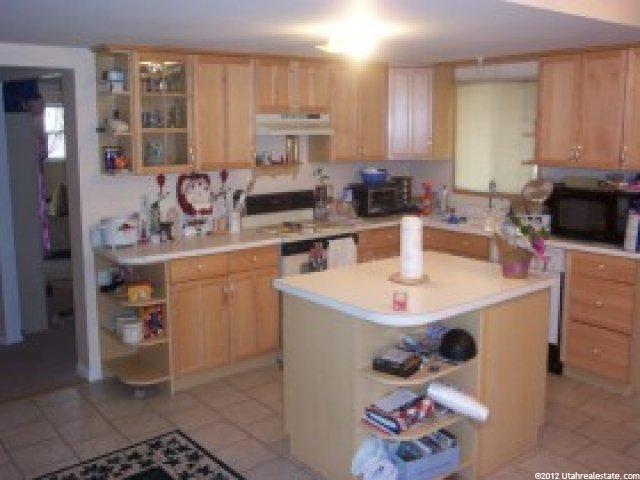 302 Odell Ln, North Salt Lake, UT 84054 — photo 2