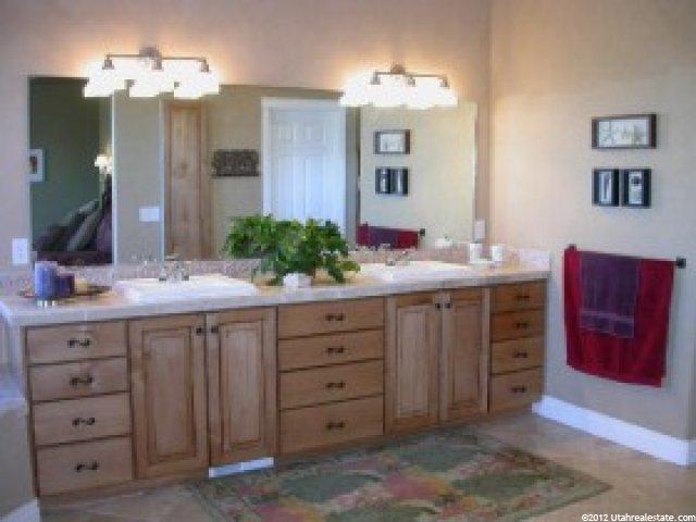 2546 Maple Hills Dr, Bountiful, UT 84010 — photo 7