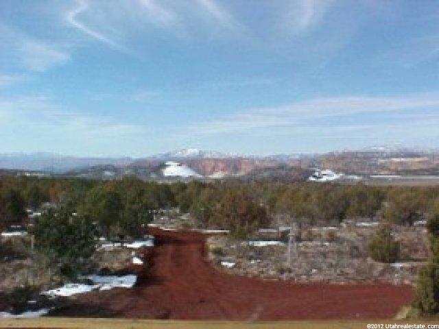 794 W 8900 N, St. George, UT 84770 — photo 3