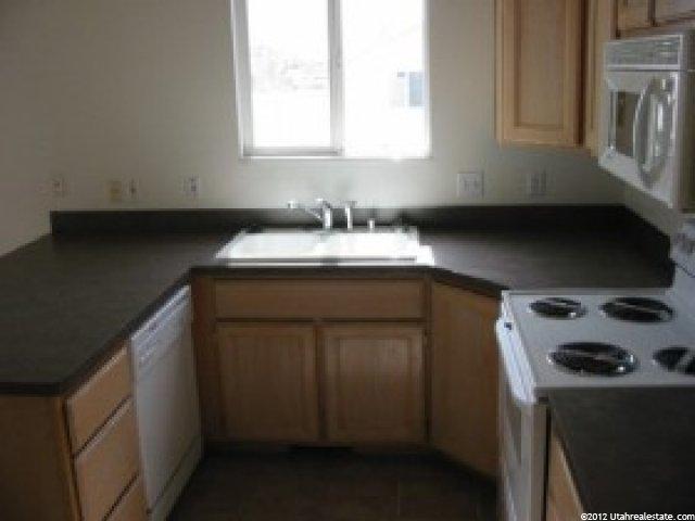 646 N 1300 W, Clearfield, UT 84015 — photo 4