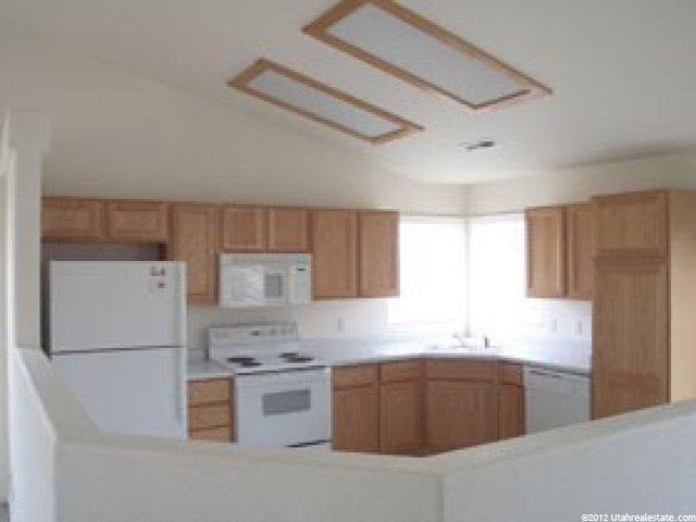 394 Summer Chase Cir, Kaysville, UT 84037 — photo 3