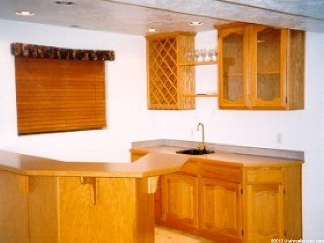 1563 Granada Dr, Sandy, UT 84093 — photo 4