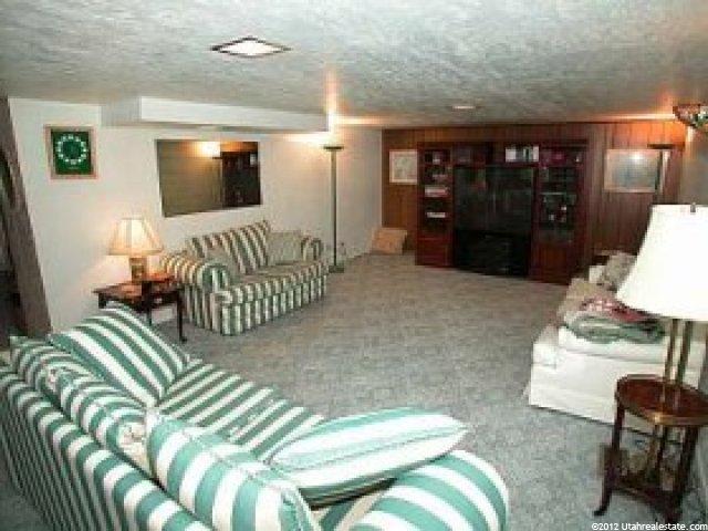 8250 Viscounti Dr, Sandy, UT 84093 — photo 7