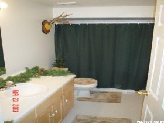422 E 800 N, Ogden, UT 84404 — photo 8
