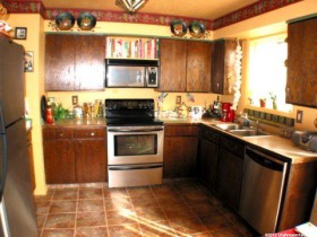 233 Meadowbrook Dr, Ogden, UT 84404 — photo 5