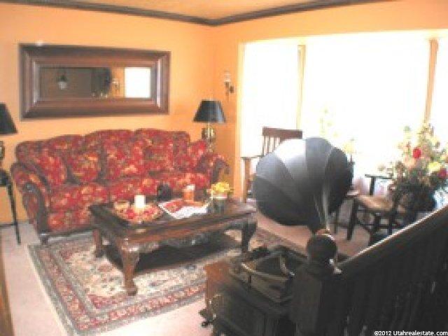 233 Meadowbrook Dr, Ogden, UT 84404 — photo 7