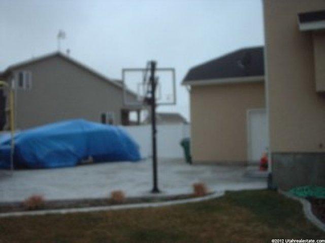 7721 Sandy Heights Dr, Midvale, UT 84047 — photo 8