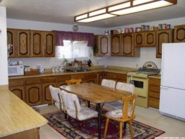 721 S 300 W, Orem, UT 84058 — photo 2