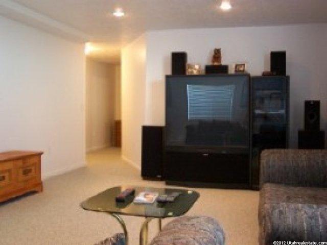 207 N 700 W, Layton, UT 84041 — photo 2