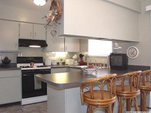 10964 Mill Canyon Dr, Sandy, UT 84094 — photo 4
