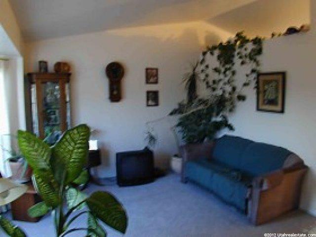5452 Clernates Dr, Kearns, UT 84118 — photo 3