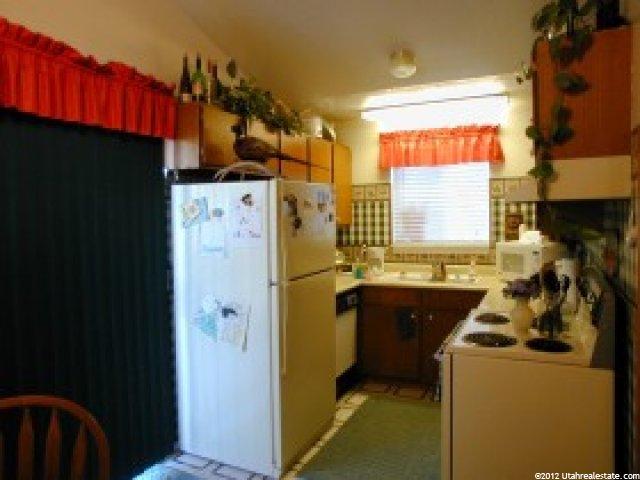 2746 Canton Ln, Sandy, UT 84092 — photo 5
