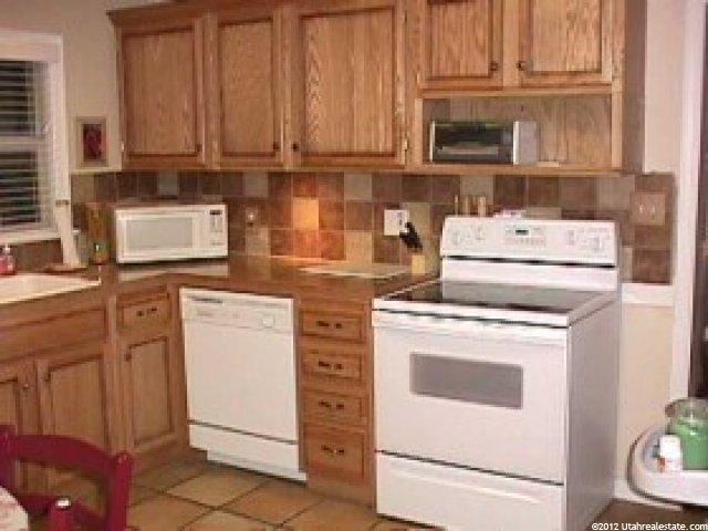 121 Garden View Dr, Midvale, UT 84047 — photo 2