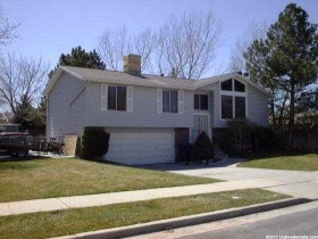 1748 Albion Dr, Sandy, UT 84092 — photo 2