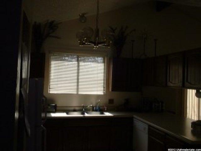1748 Albion Dr, Sandy, UT 84092 — photo 3