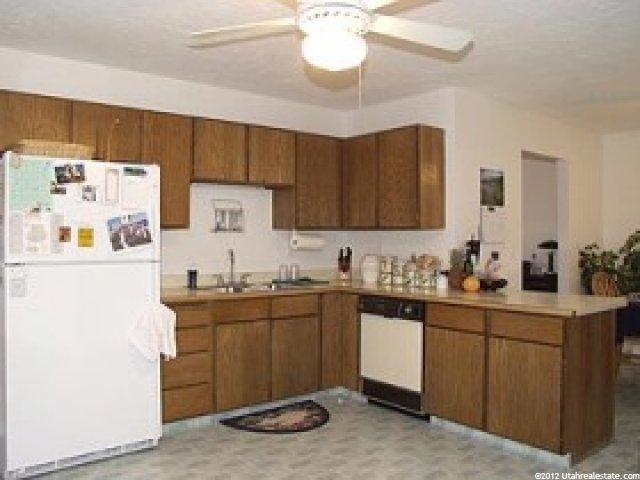 9929 Tamara St, Sandy, UT 84094 — photo 3