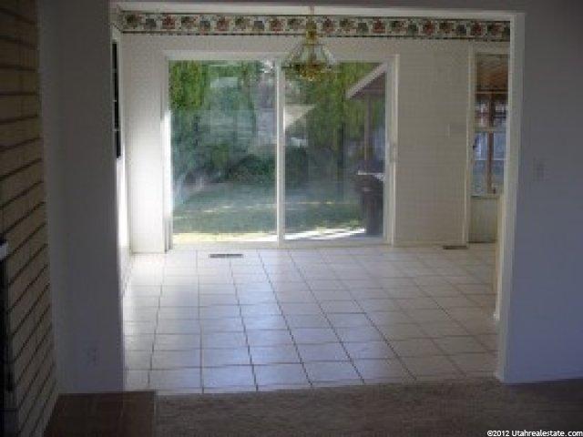 1098 E Bedford St, Kaysville, UT 84037 — photo 5