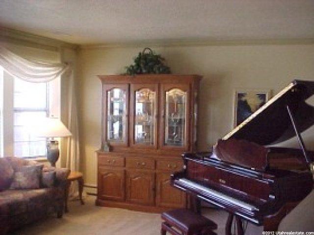 2096 N 2350 E, Layton, UT 84040 — photo 4