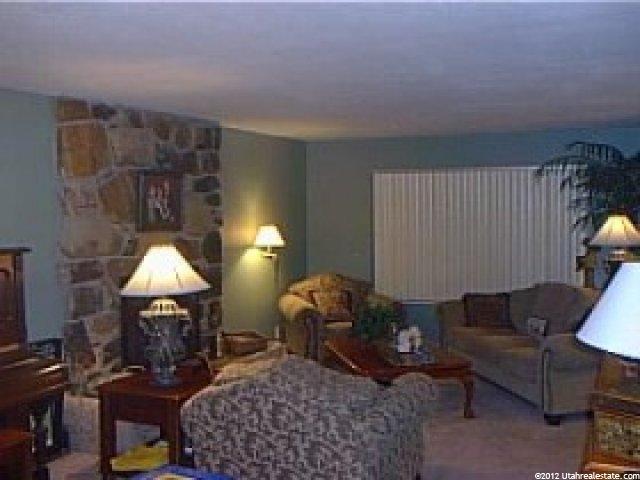 10822 Savannah Dr, Sandy, UT 84094 — photo 2