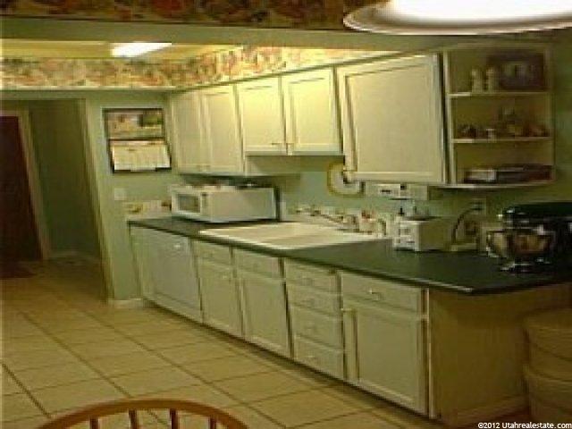 10822 Savannah Dr, Sandy, UT 84094 — photo 5