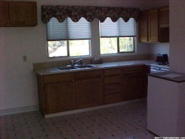 4471 S 200 W, Washington Terrace, UT 84405 — photo 2