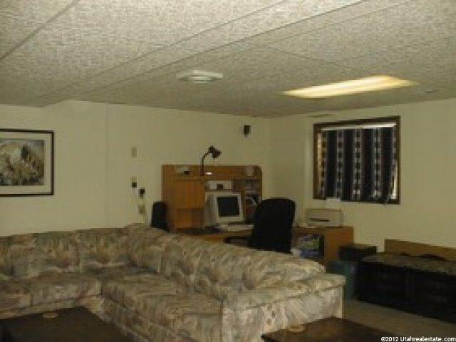 9247 Keith Dr, Sandy, UT 84094 — photo 3