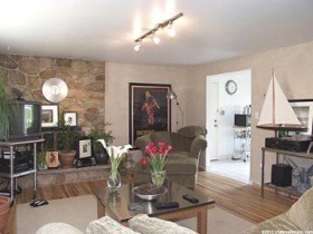 555 E 6270 S, Murray, UT 84107 — photo 2