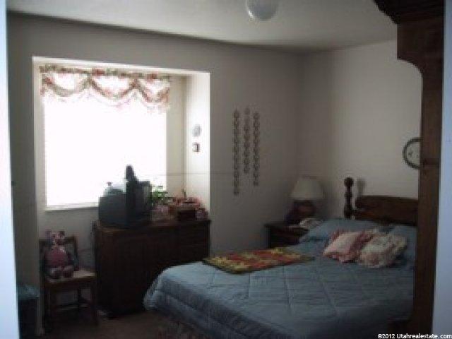 756 Fox Run Dr, Tooele, UT 84074 — photo 4
