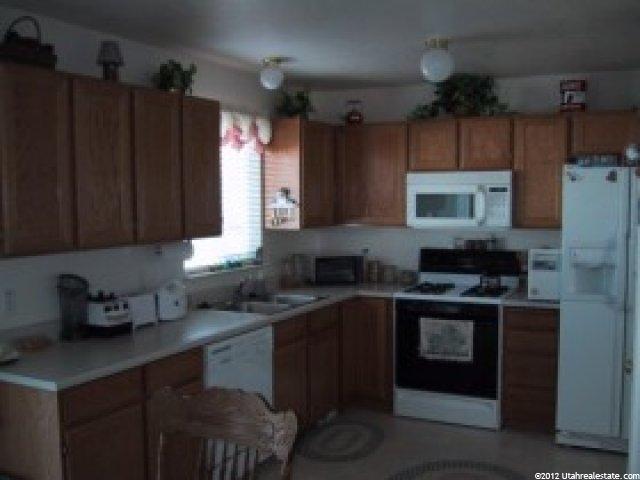756 Fox Run Dr, Tooele, UT 84074 — photo 6
