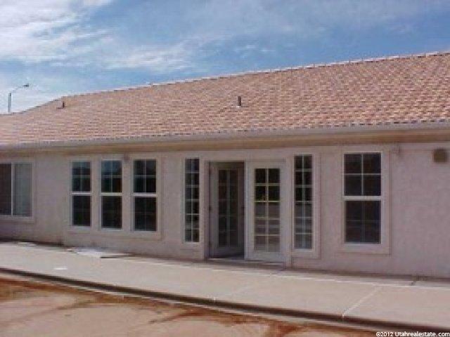 2056 Blake, Santa Clara, UT 84765 — photo 2
