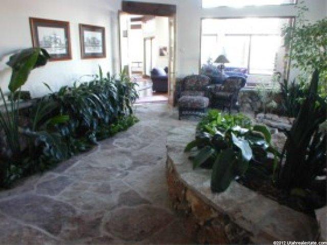 7152 Canyon Dr, Park City, UT 84098 — photo 2