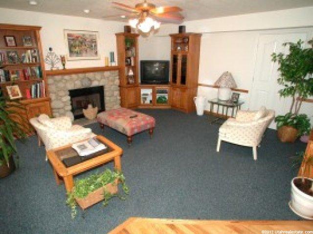 2127 Oak Manor Dr, Sandy, UT 84092 — photo 5