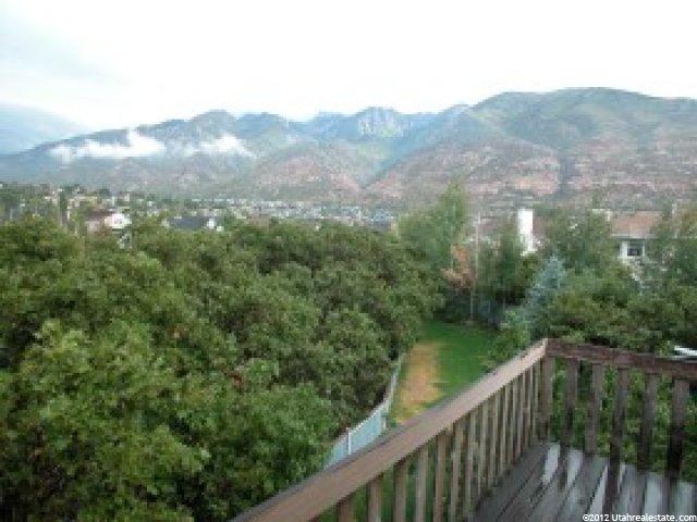 2127 Oak Manor Dr, Sandy, UT 84092 — photo 2