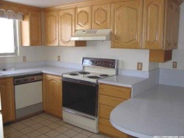 914 N 100 W, Midway, UT 84049 — photo 4