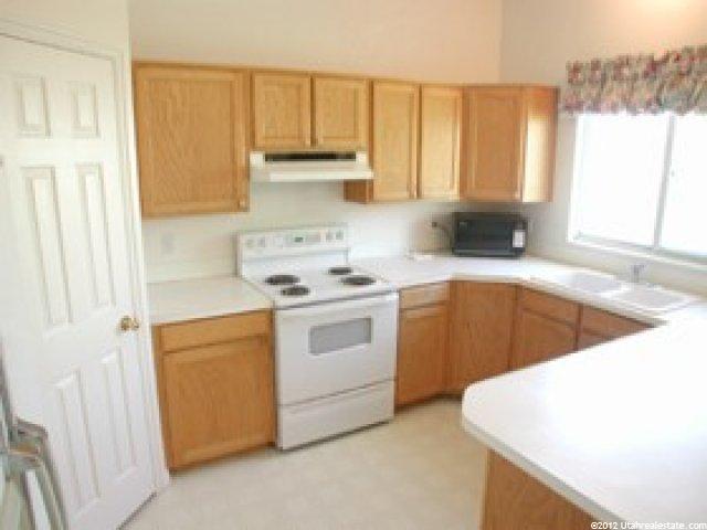 1131 Eagle Ridge Cir, Sandy, UT 84094 — photo 4