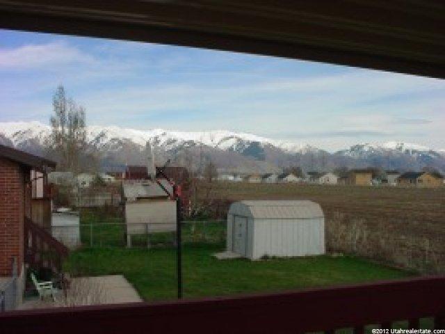 393 W 2400 S, Clearfield, UT 84015 — photo 3